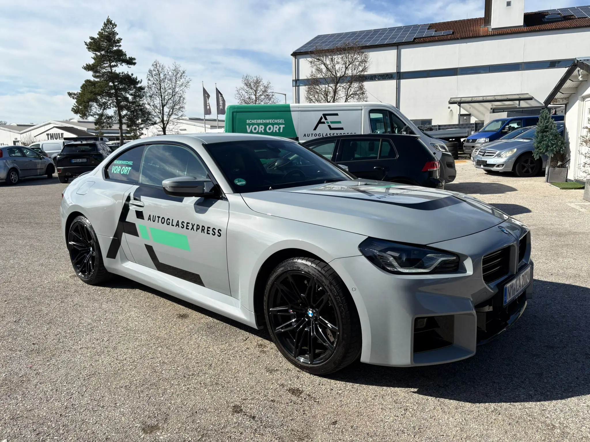 Gratis Ersatzwagen BMW M2 – LA Autoglasexpress Neumarkt